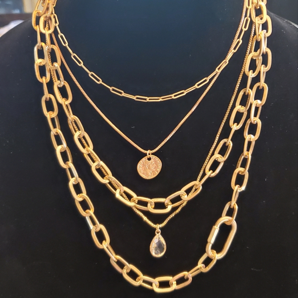Party of 5 gold chain necklace